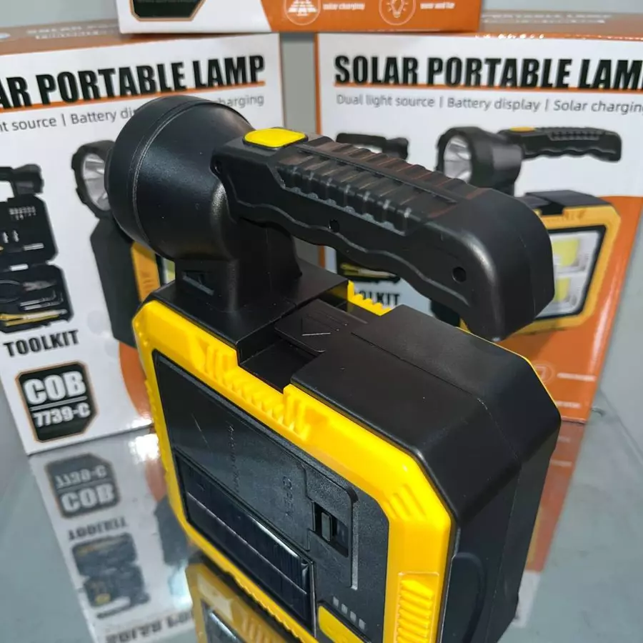 Emergency Solar Portable Lamp & Tools Kit Emergency Solar Portable Lamp & Tools Kit